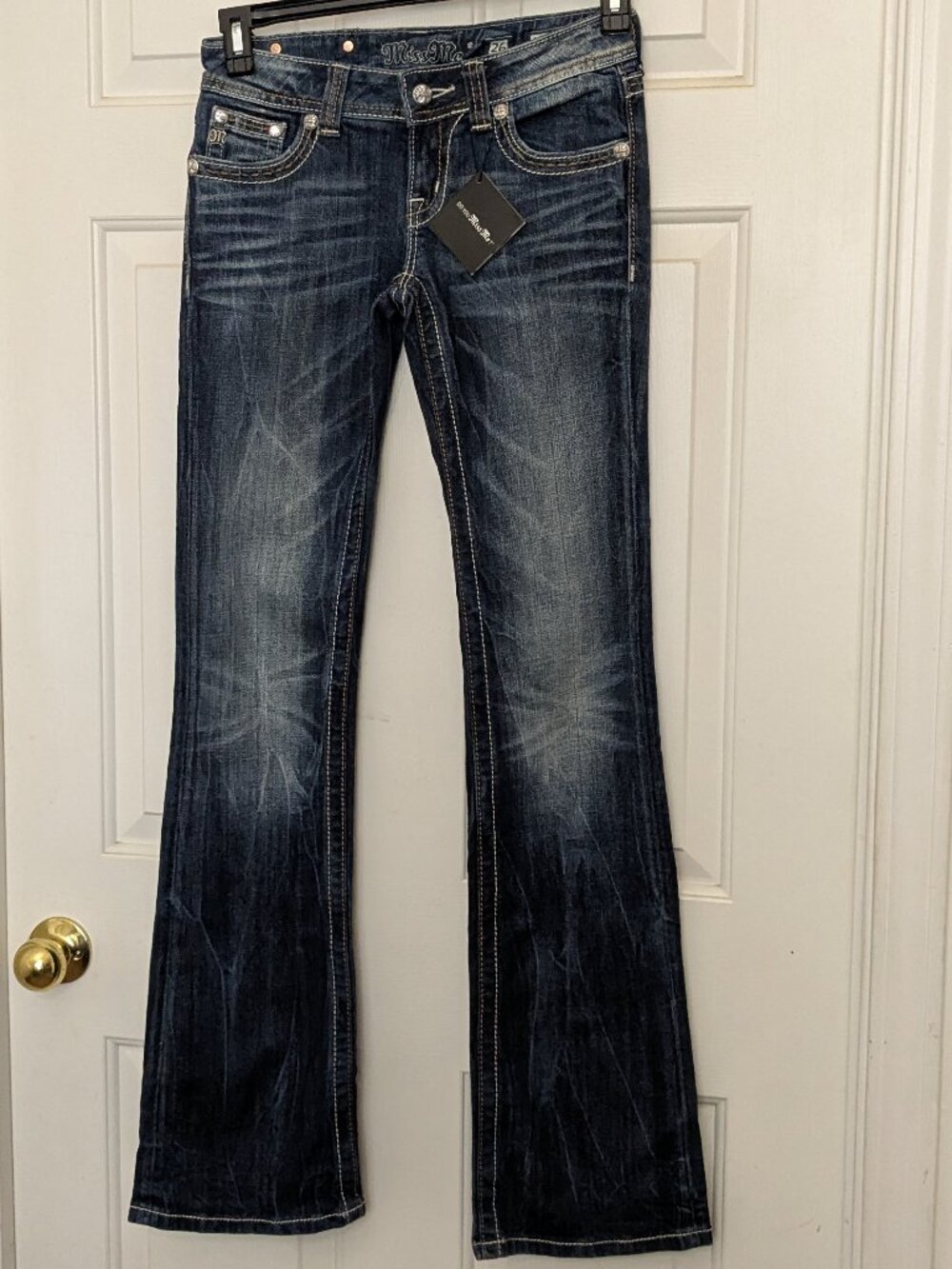 NWT Women's Miss Me MidRise Bootcut  Jeans Size 26 - Picture 3 of 12